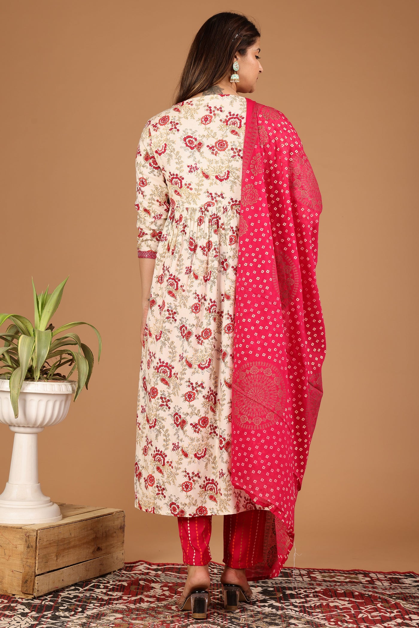 Women's embroidered printed nayara cut kurta sets