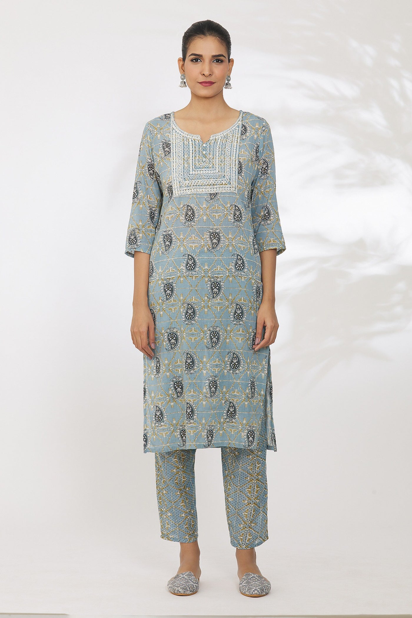 Women's printed  embroidery straight kurta with paint and duptta