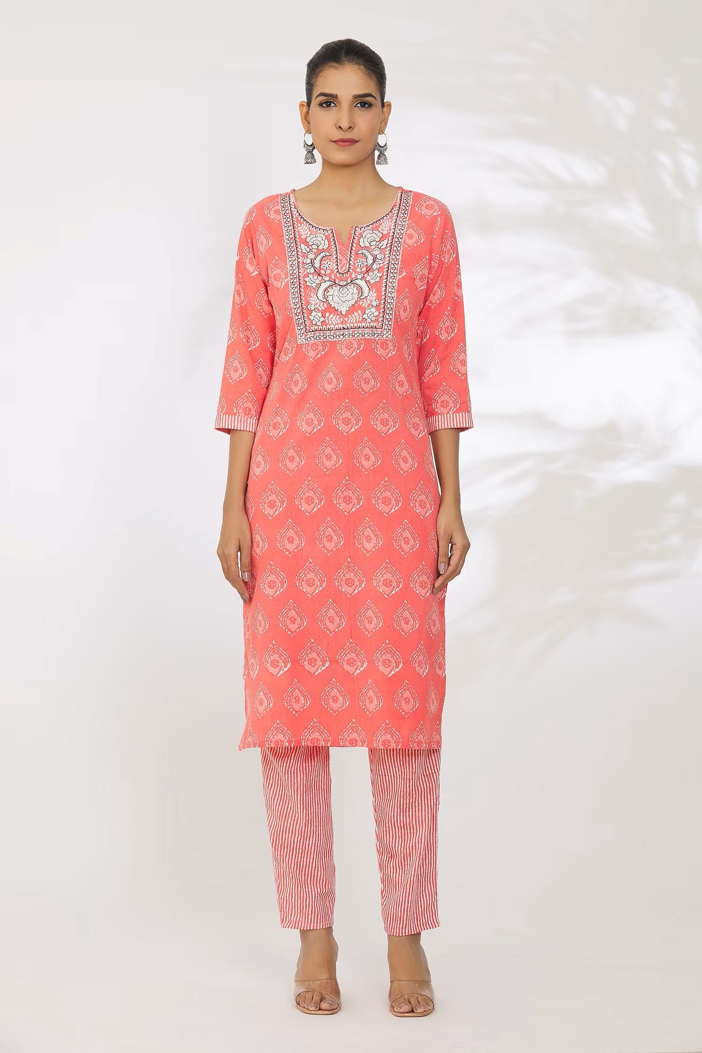 Women's printed  embroiderd  straight kurta with paint & duptta sets