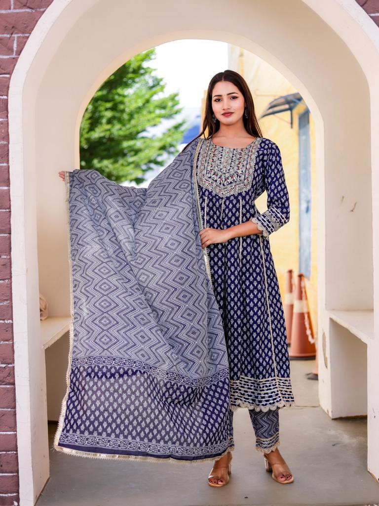 Women's printed  embroiderd  anarkali kurta with paint & duptta sets