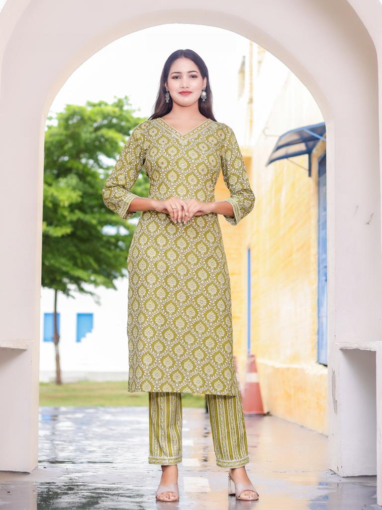 Women's printed  adda work straight kurta with paint and duptta